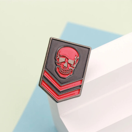 Vue détaillée Broche Tête de Mort Militaire "Galon du Vétéran"