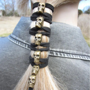 Vue Portée Perles Crâne pour Tresses – Kit Accessoire Cheveux Modele 2