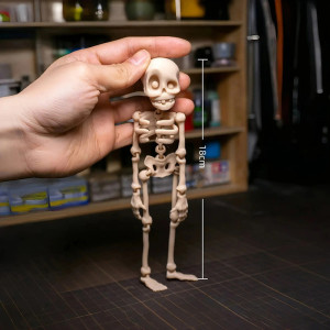 Dimensions Squelette Magnétique Tête de Mort – "Spectre Articulé Lumineux" (18 cm)