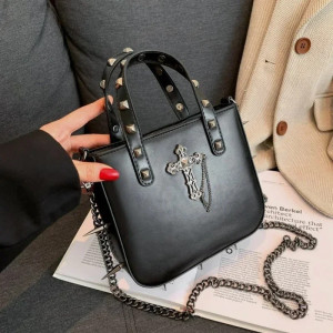 Sac à Main Gothique - Croix Noire & Chaînes Sacrées Couleur Noir