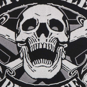 Vue détaillée Patch Brodé Tête de Mort Biker – "Live Free, Ride Free" - 30 cm x 29.5 cm