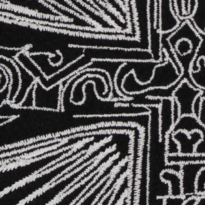 Vue détaillée Patch Brodé Gothique – Croix Ailée "Symbole d’Ascension Noire" - 28.5 cm x 26 cm