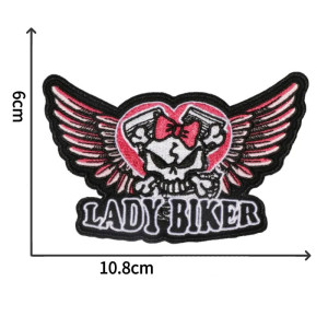 Dimensions Patch Tête de Mort Biker "Lady Crâne Rebelle" - 6 cm x 10.8 cm