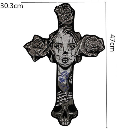 Dimensions Écusson Tête de Mort Gothique "Croix Mortelle aux Roses Noires" - 30 cm x 47 cm