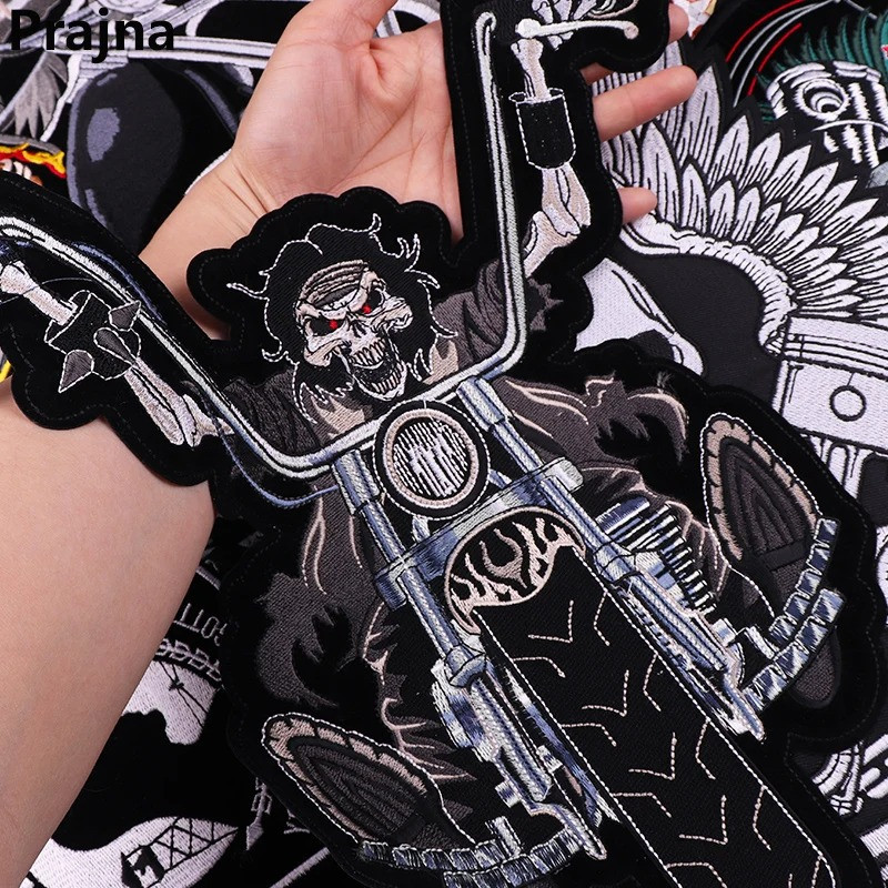 Détails du Patch Brodé Biker Crâne sur Chopper - 31.4 cm x 29 cm