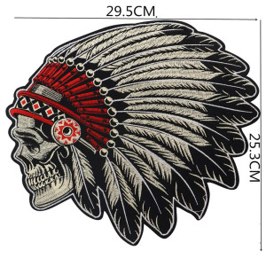 Dimensions Patch Tête de Mort Amérindien "Chef de Guerre Squelettique"