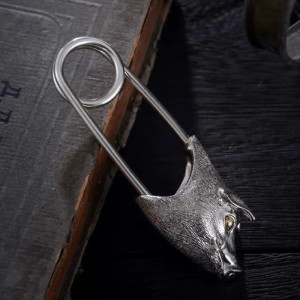 Avant Broche Gothique "Tête de Sanglier d’Argent"