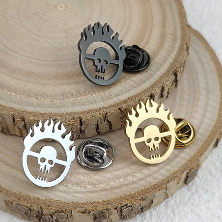 Broche Tête de Mort "Flamme du Chaos" - 3 couleurs au choix !
