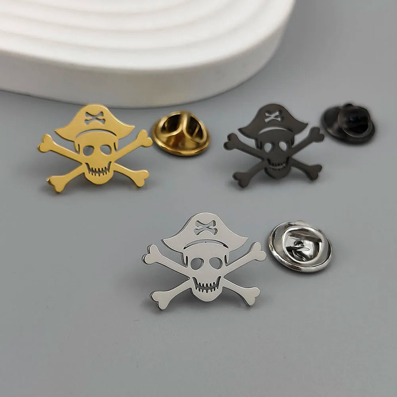 Broche Tête de Mort "Capitaine Pirate"