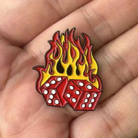 Vue générale Broche Rock Flammes "Dés Infernaux"