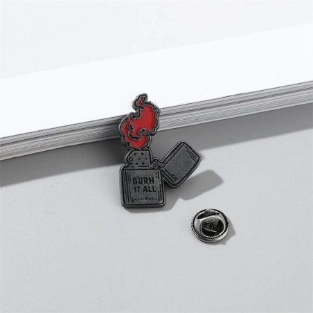 Broche Rock Rebel "Burn It All"