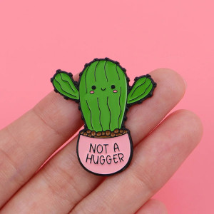 Broche Cactus “Not a Hugger”