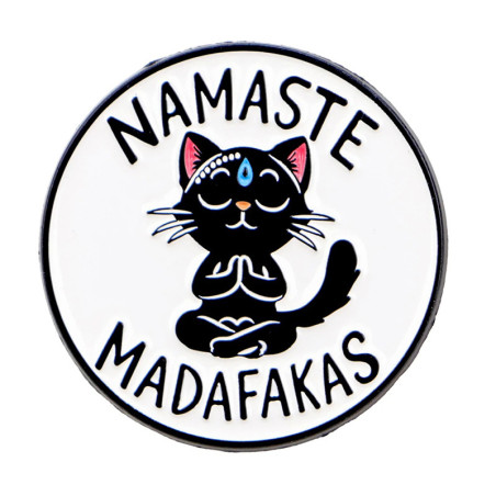 Vue générale Broche Chat Noir “Namaste Madafakas” – Sérénité Infernale