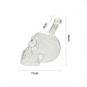 Dimensions Carafe à Whisky Tête de Mort Crâne de Cristal avec son verre