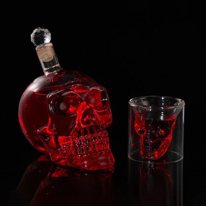 Vue détaillée Carafe à Whisky Tête de Mort - Crâne du Gentleman Noir