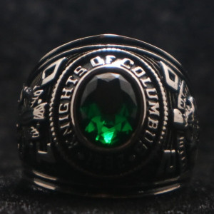Bague Chevalière Gothique "Ordre Émeraude des Ombres"