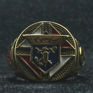 Avant Bague Chevalière Gothique "Croix du Serment Doré"