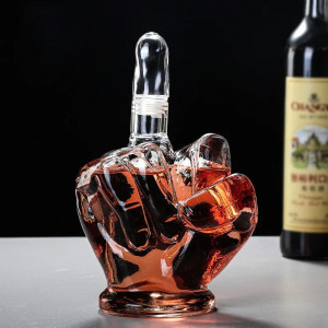 Avant Carafe à Whisky "Middle Finger Edition"