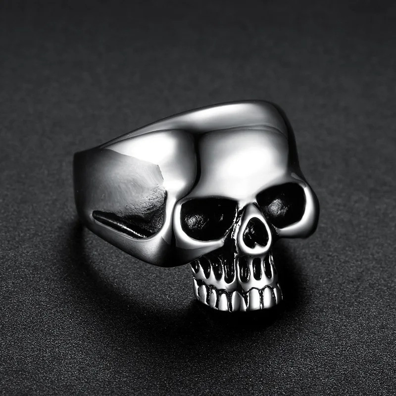 Bague Tête de Mort "Chromium Spirit" Couleur Argent