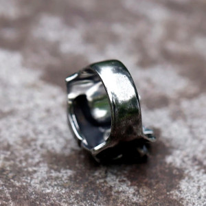 Vue Arrière  Bague Tête de Mort "Os du Néant"
