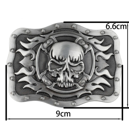 Dimensions Boucle de Ceinture Tête de Mort - Crâne Infernal aux Flammes Métalliques