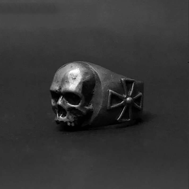 Avant Bague Tête de Mort "Croix du Néant"