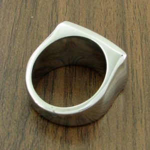 Vue générale Vue Arrière Bague Tête de Mort "Ailes du Jugement"