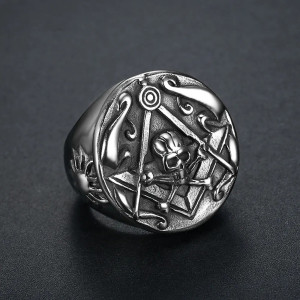 Bague Tête de Mort "Sceau du Temple Oublié" Couleur Argent