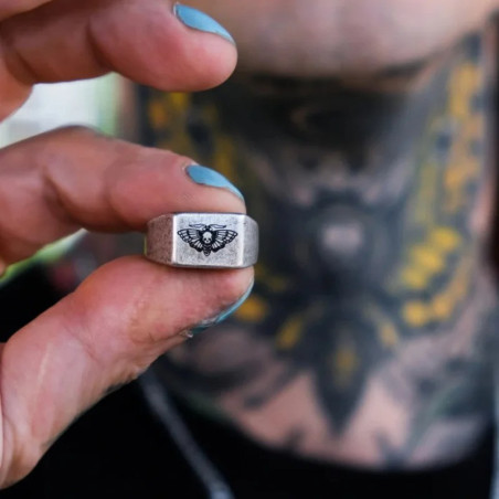 Bague Tête de Mort "Sphinx du Silence"