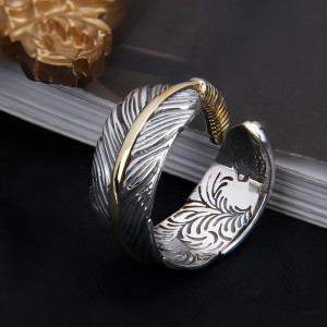 Bague Rock “Plume Dorée de Liberté”