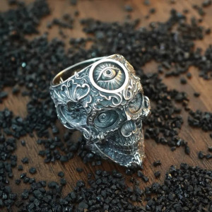 Avant Bague Tête de Mort "Œil Occulte Gravé"