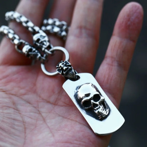 Collier Tête de Mort "Dog Tag Plaque du Guerrier"