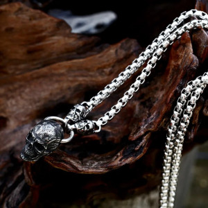 Collier Tête de Mort "Crâne du Temps Perdu"