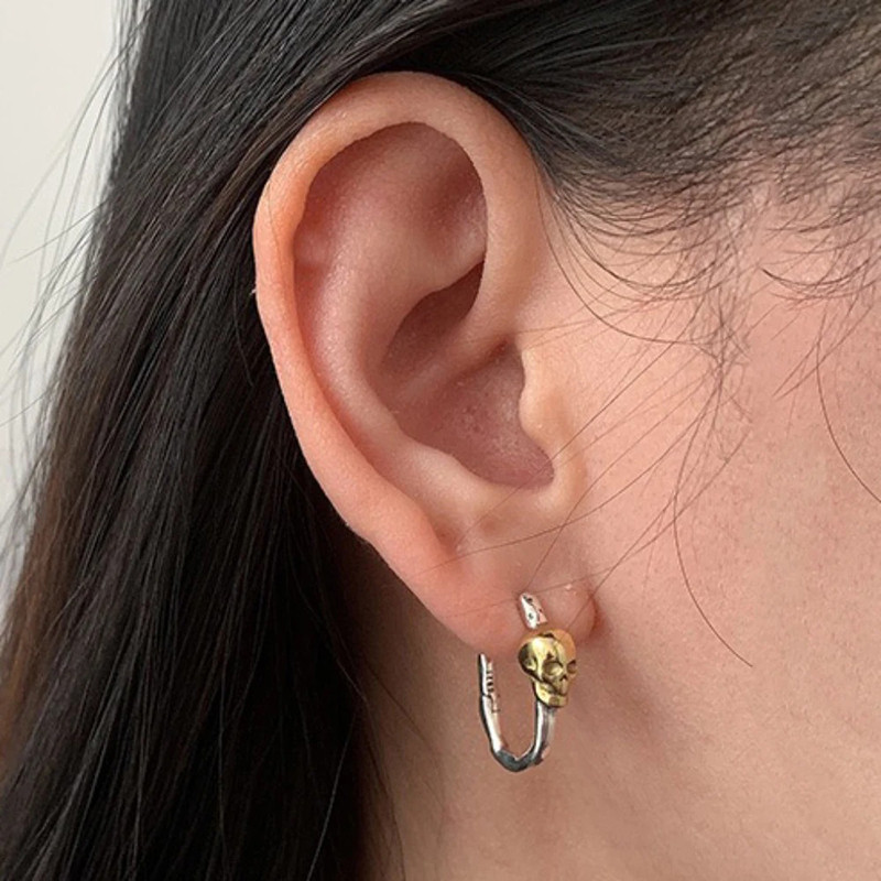 Vue Portée Boucles d'oreilles Tête de Mort Créoles Articulées " La Vanité Dorée" - Argent 925