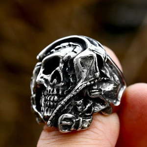 Bague Tête de Mort "Guerrier des Abysses"