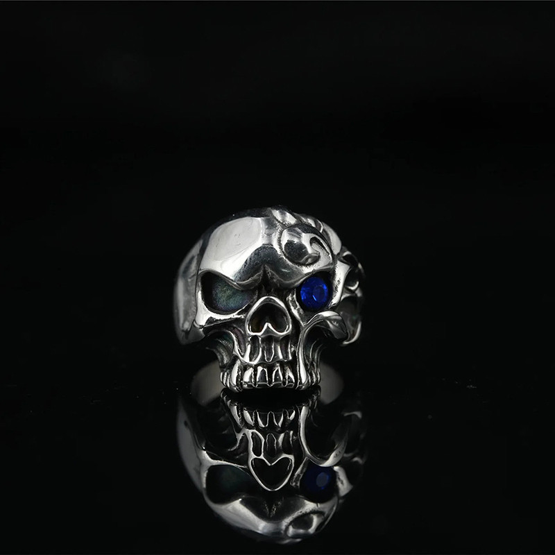 Bague Tête de Mort Œil Ardent Couleur Bleu
