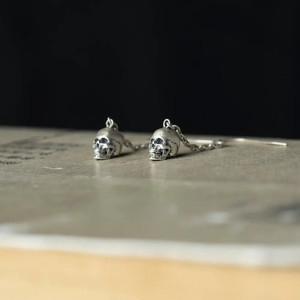 Boucles d’Oreilles Tête de Mort “Chaîne des Âmes Perdues” - Argent 925