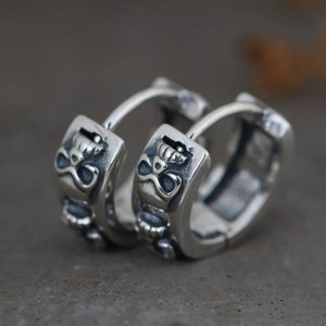 Boucles d’Oreilles Tête de Mort “Arche des Crânes Guerriers” -  Argent 925