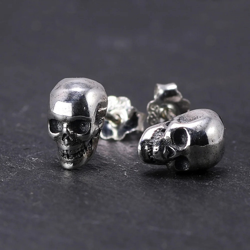 Boucles d’Oreilles Tête de Mort “Clous du Requiem d’Argent” -  Argent 925