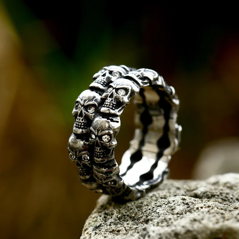 Bague Tête de Mort Cercle Macabre