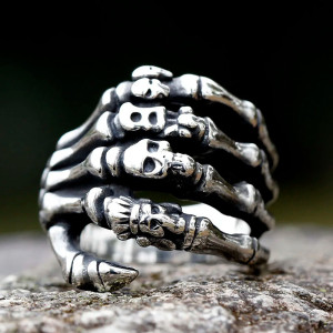 vue de Face Bague Squelette “Griffe des Âmes”- Argent Sterling 925