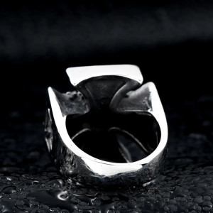 Vue Arrière Bague Tête de Mort "Croix des Trois Damnés"
