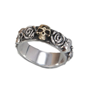 Vue générale Bague Tête de Mort “Roses Noires & Crâne Doré” - Argent 925