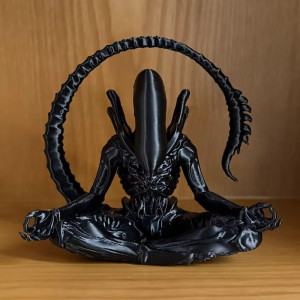Statuette Alien Zenomorphosis "Sérénité du Néant" Couleur Noir