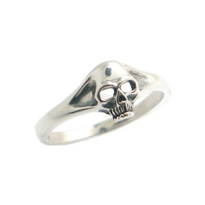 Vue de Face Bague Tête de Mort Minimaliste "Crâne Fin Sculpté -  Argent 925