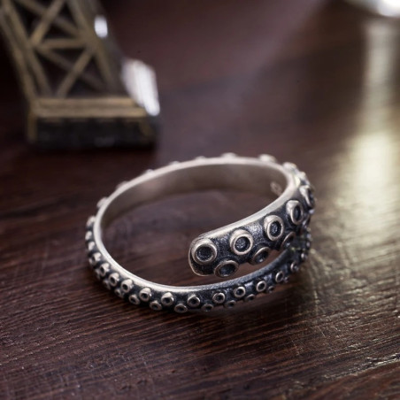 Vue de Face Bague Gothique "Tentacule des Abysses" - Argent 925
