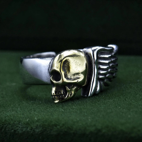 Vue de Face Bague Tête de Mort “Ange Déchu de l'Ombre Doré” - Argent 925