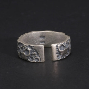 Vue Arrière Bague Tête de Mort "Ossuaire Ancien" - Argent 925