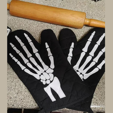 Vue de Face Gants de Cuisine Squelette "Skeleton Hand" - Maniques de Four Anti-Chaleur -  Décoration Cuisine Gothique (Noir)