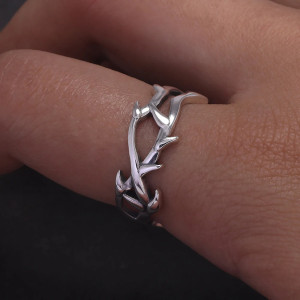 Vue Portée Bague Rock Gothique « Épine Sacrée » - Argent 925